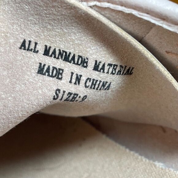 Restricted | Blush Pink Eyelet Sneakers | Size 9 - Picture 11 of 11